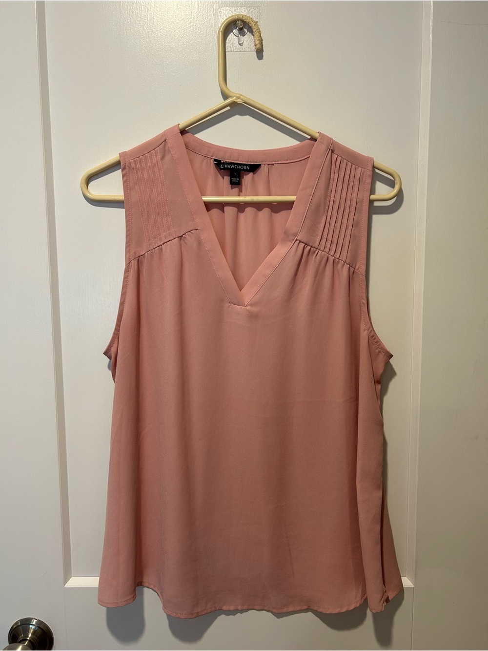 41 Hawthorn Mauve Pink V-Neck Pleated-Shoulder Sleeveless Camisole